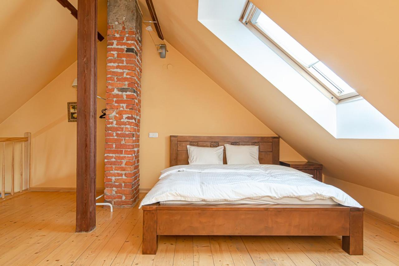 Spacious 2-Bedroom Apartment With Sauna In Vilnius Old Town By Urban Rent Kültér fotó